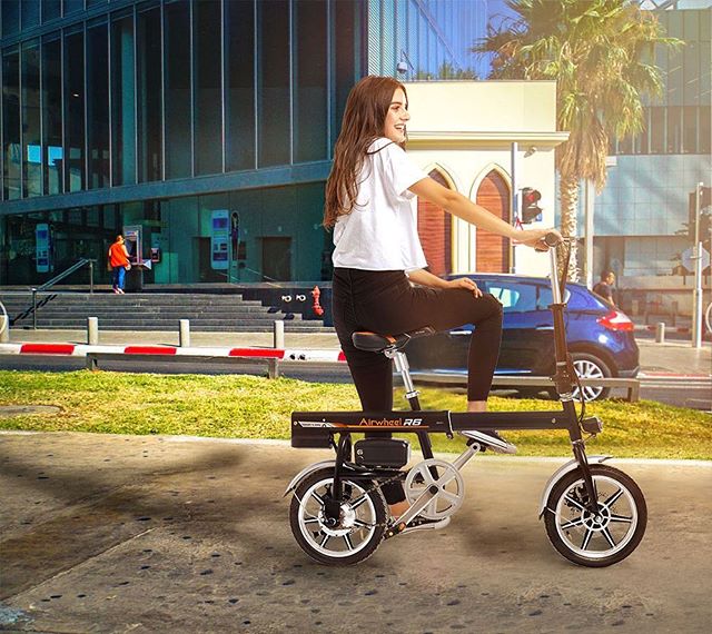 Airwheel R6 smart electric bicycle